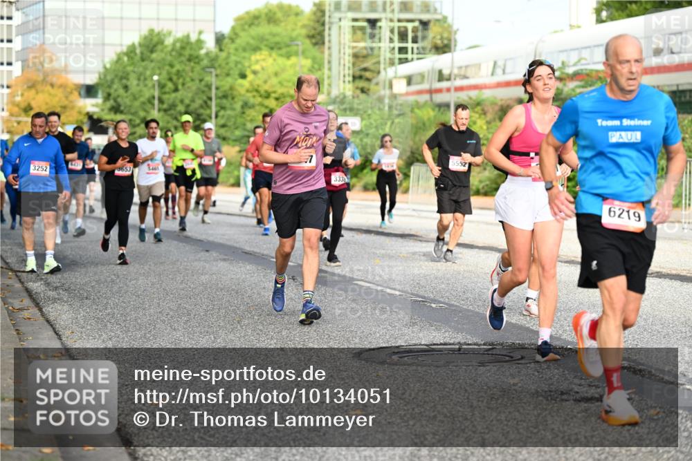 06.09.2026 - CURREX Alsterlauf Dr. Thomas Lammeyer http://msf.ph/oto/10134051 06.09.2026 09:59:14 Laufen 7, 3252, 653, 3465, 3338, 5552, 6219 meine-sportfotos.de