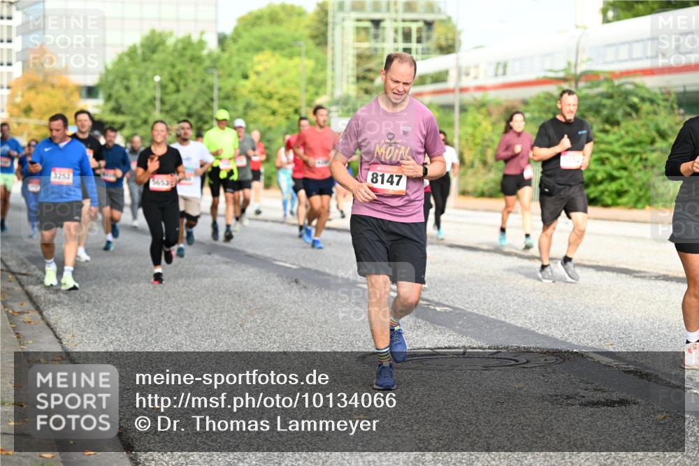 06.09.2026 - CURREX Alsterlauf Dr. Thomas Lammeyer http://msf.ph/oto/10134066 06.09.2026 09:59:16 Laufen 3252, 3653, 10, 8147, 47771 meine-sportfotos.de