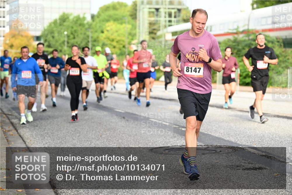 06.09.2026 - CURREX Alsterlauf Dr. Thomas Lammeyer http://msf.ph/oto/10134071 06.09.2026 09:59:16 Laufen 1653, 8147 meine-sportfotos.de