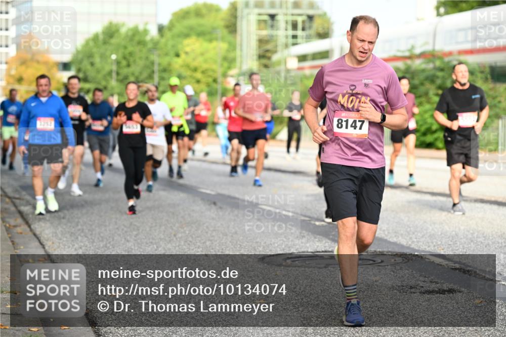 06.09.2026 - CURREX Alsterlauf Dr. Thomas Lammeyer http://msf.ph/oto/10134074 06.09.2026 09:59:16 Laufen 8147 meine-sportfotos.de