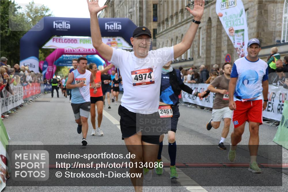 06.09.2026 - CURREX Alsterlauf Strokosch-Dieckow http://msf.ph/oto/10134086 06.09.2026 09:54:48 Ziel 2395, 2433, 2451, 2587, 2640, 3233, 3251, 3413, 3629, 3991, 4206, 4394, 4974, 5165, 5657, 5666, 6079, 6210 meine-sportfotos.de