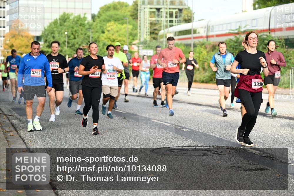06.09.2026 - CURREX Alsterlauf Dr. Thomas Lammeyer http://msf.ph/oto/10134088 06.09.2026 09:59:17 Laufen 3252, 5659, 053, 5465, 6203, 3338, 53 meine-sportfotos.de