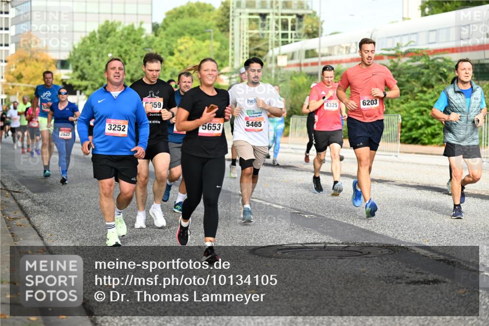 06.09.2026 - CURREX Alsterlauf Dr. Thomas Lammeyer http://msf.ph/oto/10134105 06.09.2026 09:59:19 Laufen 2522, 3252, 659, 5653, 2005, 5465, 4325, 6203 meine-sportfotos.de