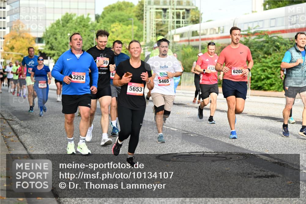 06.09.2026 - CURREX Alsterlauf Dr. Thomas Lammeyer http://msf.ph/oto/10134107 06.09.2026 09:59:19 Laufen 2522, 3252, 59, 64, 4325, 6203, 5465, 5653 meine-sportfotos.de