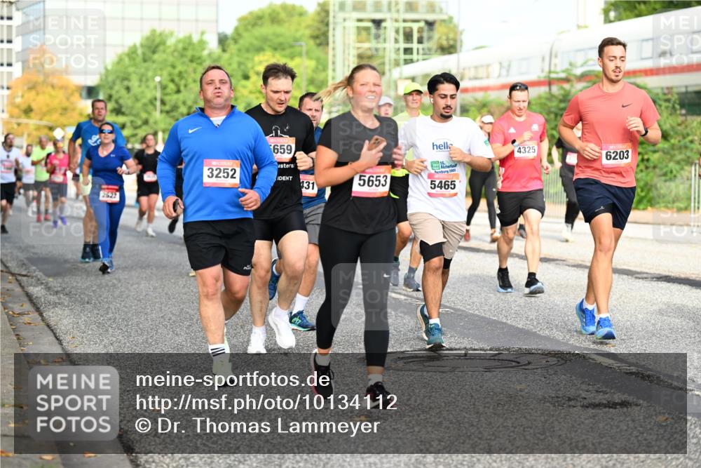 06.09.2026 - CURREX Alsterlauf Dr. Thomas Lammeyer http://msf.ph/oto/10134112 06.09.2026 09:59:19 Laufen 2522, 3252, 659, 431, 5653, 2005, 5465, 4325, 6203 meine-sportfotos.de