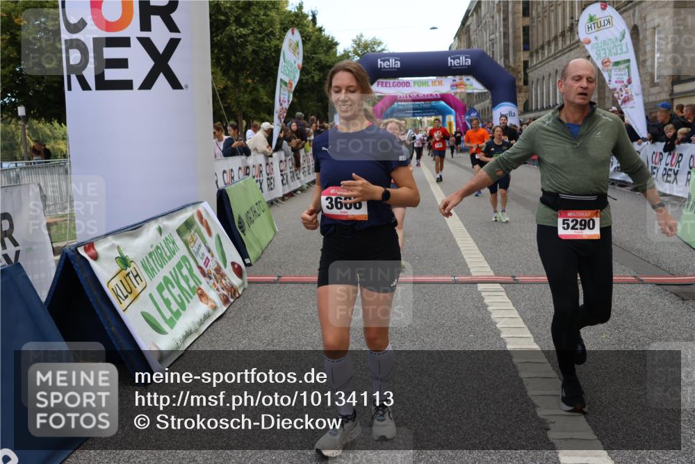 06.09.2026 - CURREX Alsterlauf Strokosch-Dieckow http://msf.ph/oto/10134113 06.09.2026 10:08:04 Ziel 2390, 3192, 3193, 3194, 3296, 3298, 3666, 3757, 3758, 3916, 4159, 4841, 5049, 5256, 5290, 5597, 6168, 6361, 6395 meine-sportfotos.de