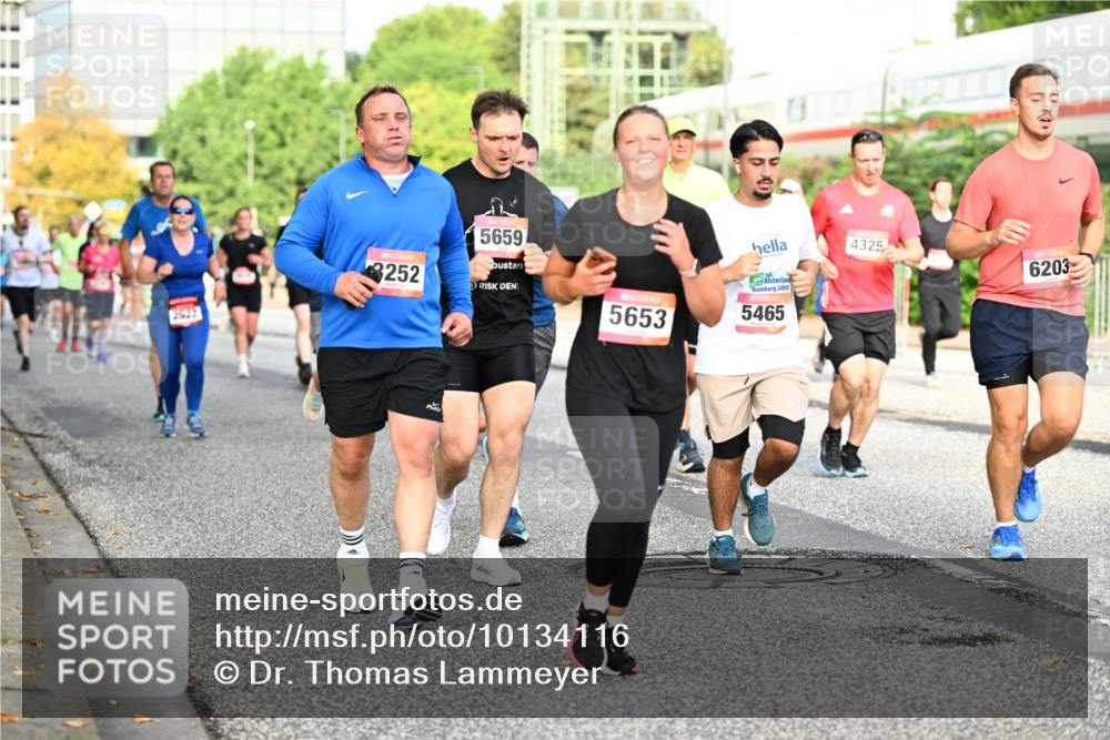 06.09.2026 - CURREX Alsterlauf Dr. Thomas Lammeyer http://msf.ph/oto/10134116 06.09.2026 09:59:20 Laufen 2622, 3252, 5659, 5653, 2005, 5465, 4325, 6203 meine-sportfotos.de
