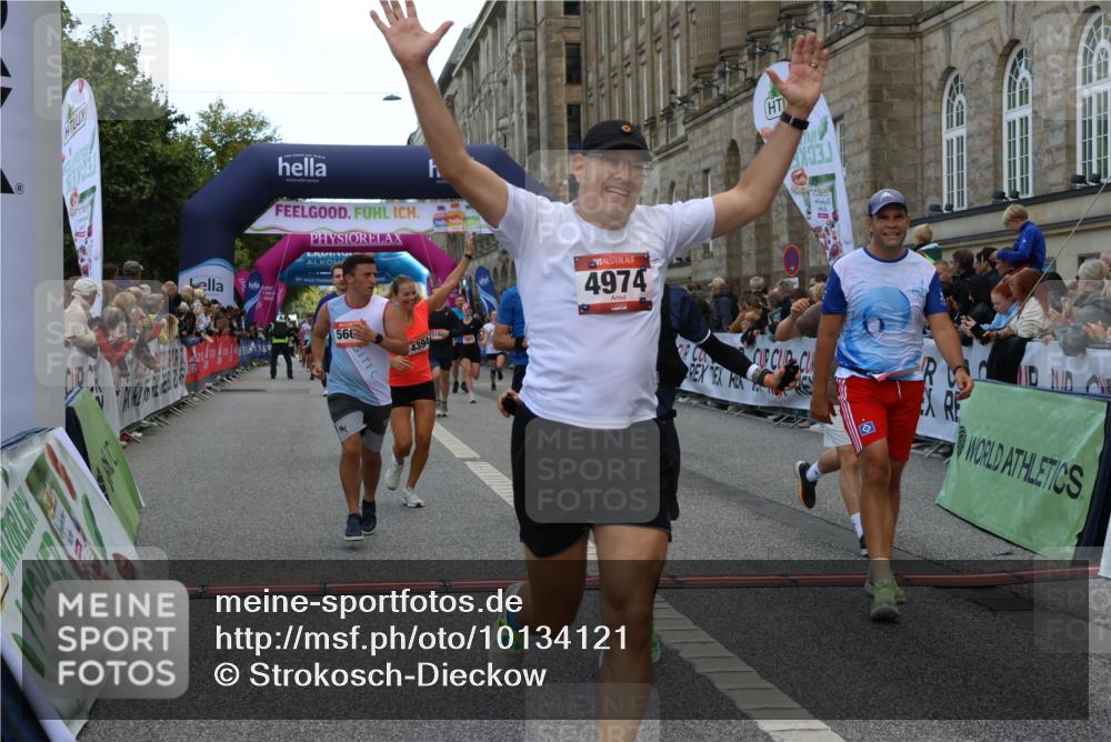 06.09.2026 - CURREX Alsterlauf Strokosch-Dieckow http://msf.ph/oto/10134121 06.09.2026 09:54:48 Ziel 2395, 2433, 2451, 2587, 2640, 3233, 3251, 3413, 3629, 3991, 4206, 4394, 4974, 5165, 5657, 5666, 6079, 6210 meine-sportfotos.de