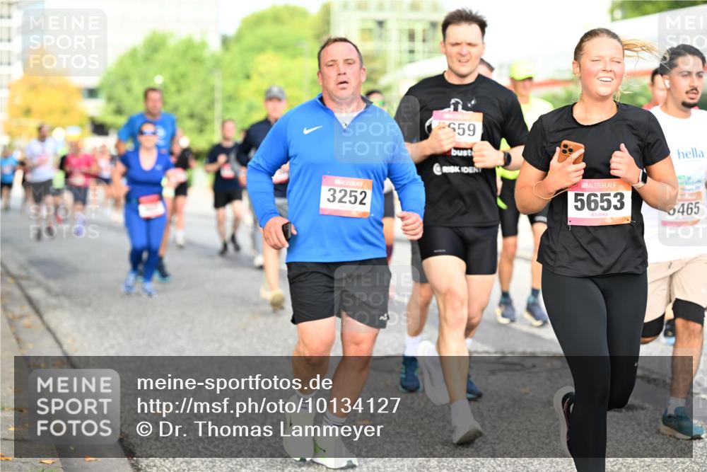06.09.2026 - CURREX Alsterlauf Dr. Thomas Lammeyer http://msf.ph/oto/10134127 06.09.2026 09:59:21 Laufen 3252, 59, 5653, 465 meine-sportfotos.de