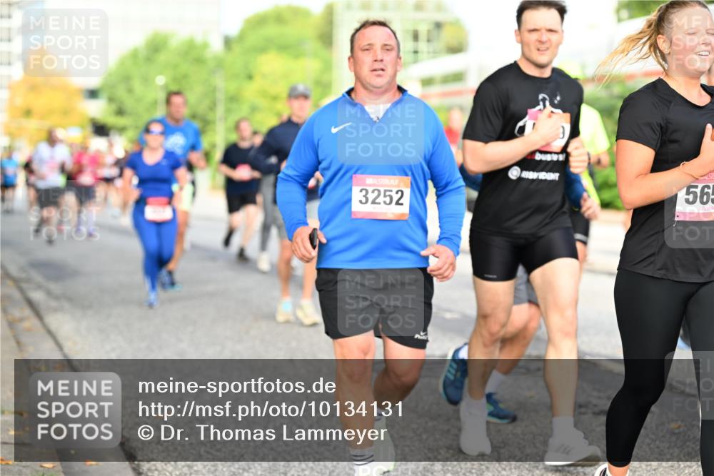 06.09.2026 - CURREX Alsterlauf Dr. Thomas Lammeyer http://msf.ph/oto/10134131 06.09.2026 09:59:21 Laufen 3252, 565 meine-sportfotos.de