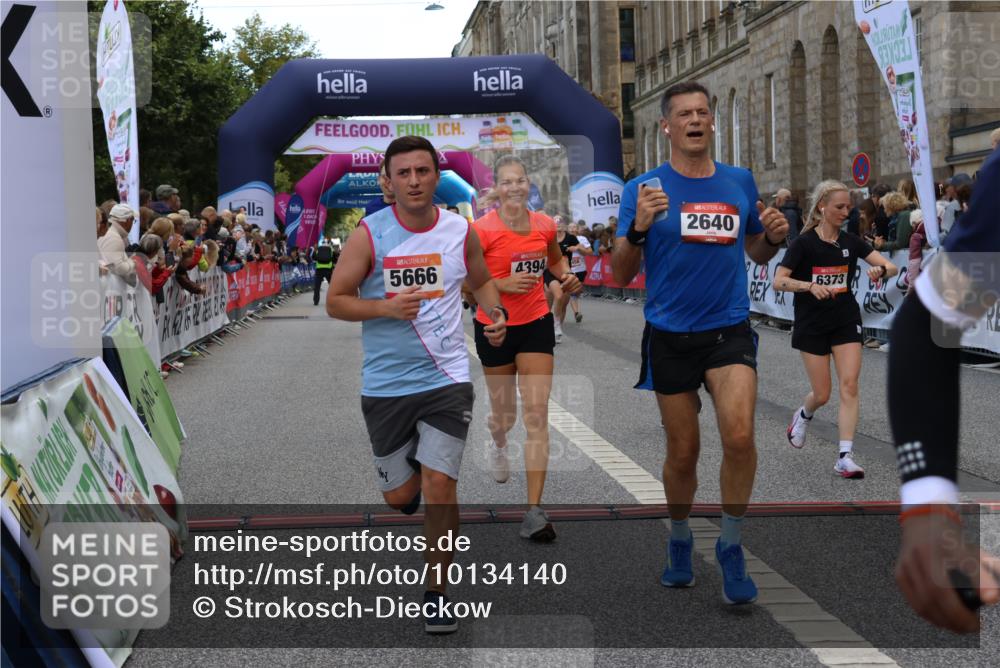06.09.2026 - CURREX Alsterlauf Strokosch-Dieckow http://msf.ph/oto/10134140 06.09.2026 09:54:49 Ziel 2395, 2433, 2451, 2587, 2640, 3251, 3413, 3629, 3991, 4206, 4394, 4458, 4974, 5165, 5657, 5666, 6079, 6191, 6210 meine-sportfotos.de