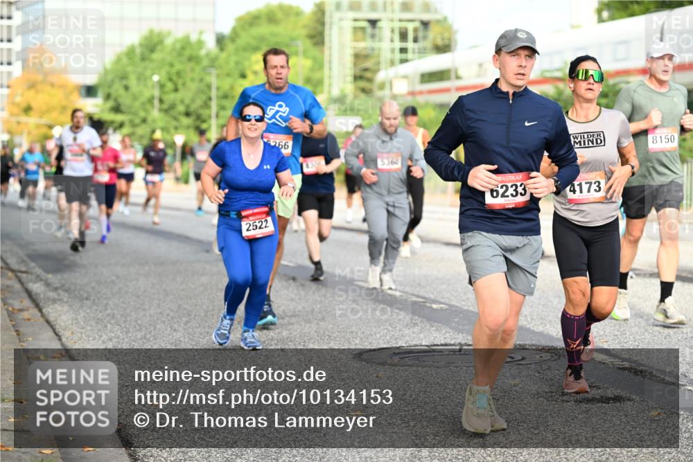 06.09.2026 - CURREX Alsterlauf Dr. Thomas Lammeyer http://msf.ph/oto/10134153 06.09.2026 09:59:23 Laufen 2522, 266, 5360, 8150, 6233, 4173 meine-sportfotos.de