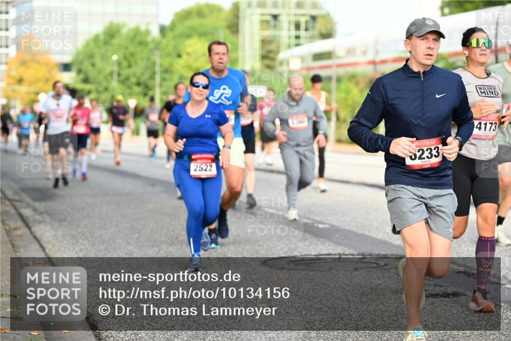 06.09.2026 - CURREX Alsterlauf Dr. Thomas Lammeyer http://msf.ph/oto/10134156 06.09.2026 09:59:23 Laufen 2522, 233, 4173 meine-sportfotos.de