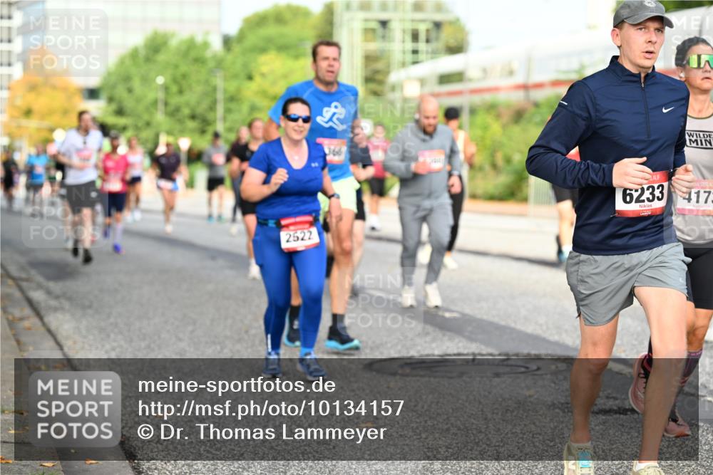 06.09.2026 - CURREX Alsterlauf Dr. Thomas Lammeyer http://msf.ph/oto/10134157 06.09.2026 09:59:23 Laufen 2522, 366, 6233, 4173 meine-sportfotos.de