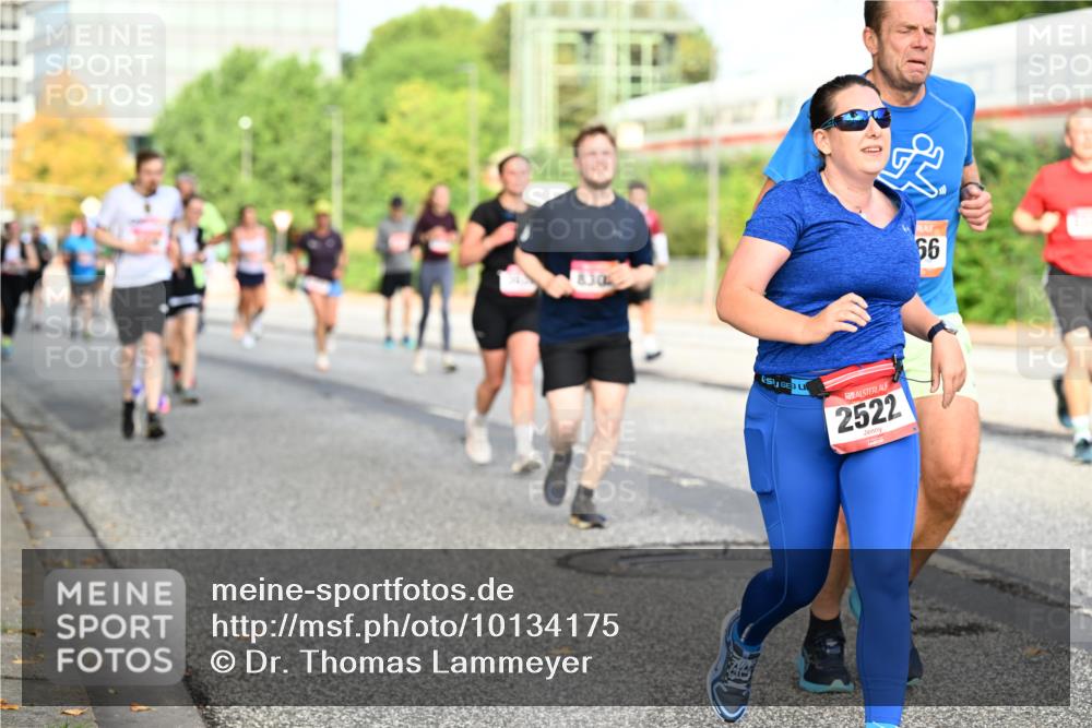 06.09.2026 - CURREX Alsterlauf Dr. Thomas Lammeyer http://msf.ph/oto/10134175 06.09.2026 09:59:24 Laufen 2522, 66 meine-sportfotos.de