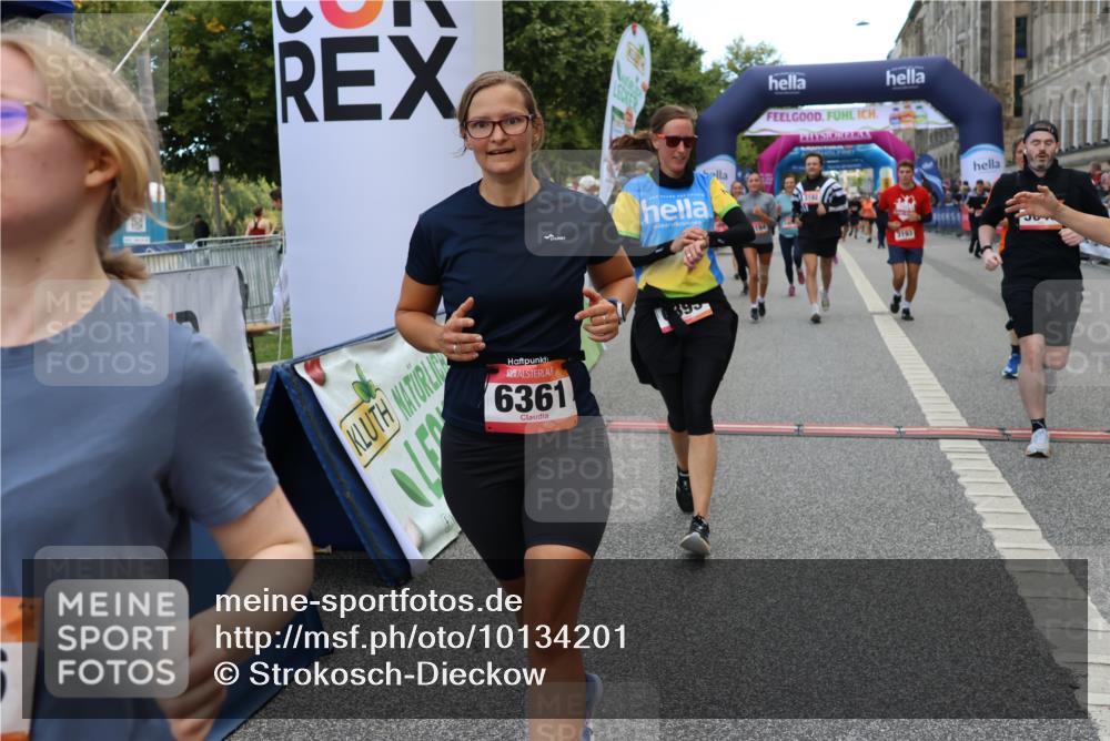 06.09.2026 - CURREX Alsterlauf Strokosch-Dieckow http://msf.ph/oto/10134201 06.09.2026 10:08:07 Ziel 2390, 2407, 3192, 3193, 3194, 3298, 3666, 4159, 4292, 4727, 4841, 5049, 5256, 5290, 5597, 6168, 6361, 6395 meine-sportfotos.de