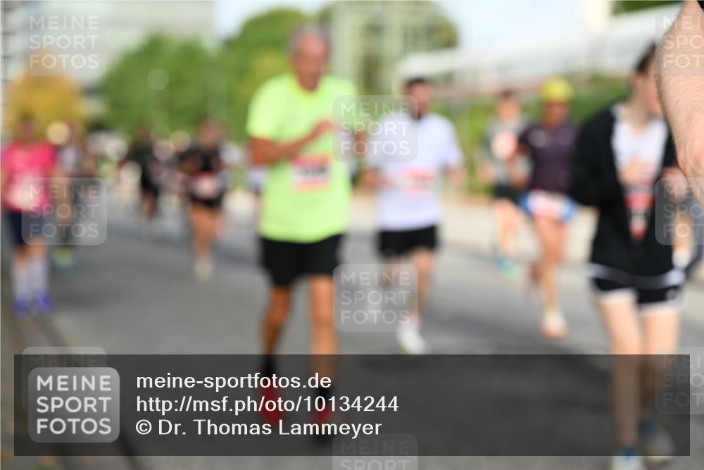 06.09.2026 - CURREX Alsterlauf Dr. Thomas Lammeyer http://msf.ph/oto/10134244 06.09.2026 09:59:30 Laufen  meine-sportfotos.de