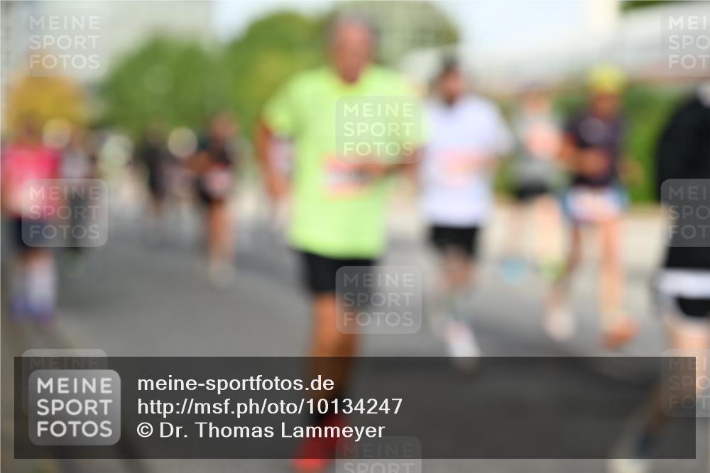 06.09.2026 - CURREX Alsterlauf Dr. Thomas Lammeyer http://msf.ph/oto/10134247 06.09.2026 09:59:30 Laufen  meine-sportfotos.de