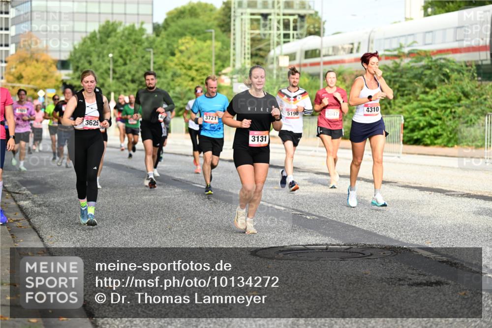 06.09.2026 - CURREX Alsterlauf Dr. Thomas Lammeyer http://msf.ph/oto/10134272 06.09.2026 09:59:33 Laufen 4310, 5190, 5047, 3721, 3625, 3131 meine-sportfotos.de