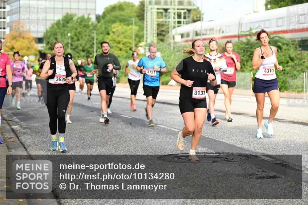 06.09.2026 - CURREX Alsterlauf Dr. Thomas Lammeyer http://msf.ph/oto/10134280 06.09.2026 09:59:33 Laufen 3721, 3625, 3131, 047, 4310 meine-sportfotos.de