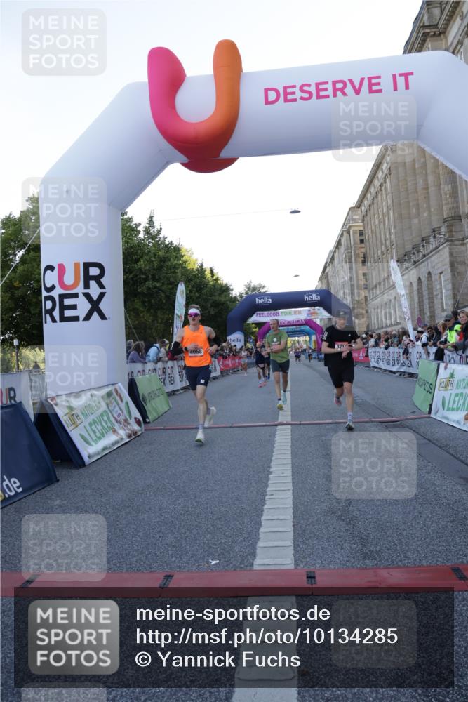06.09.2026 - CURREX Alsterlauf Yannick Fuchs http://msf.ph/oto/10134285 06.09.2026 09:42:05 Ziel 2606, 2738, 3238, 3592, 3714, 4068, 4241, 4535, 4854, 4931, 4967, 5112, 5124, 5997, 6280, 6375, 8057, 8148 meine-sportfotos.de