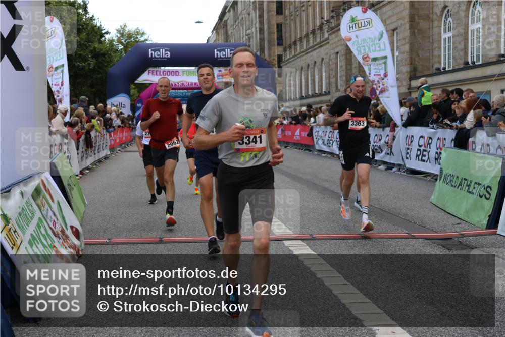 06.09.2026 - CURREX Alsterlauf Strokosch-Dieckow http://msf.ph/oto/10134295 06.09.2026 09:54:57 Ziel 2261, 2314, 2395, 2397, 2494, 2587, 2826, 2962, 3251, 3291, 3341, 3363, 3991, 4322, 4335, 4458, 4839, 5094, 5165, 5298, 5385, 5657, 6191, 6210 meine-sportfotos.de