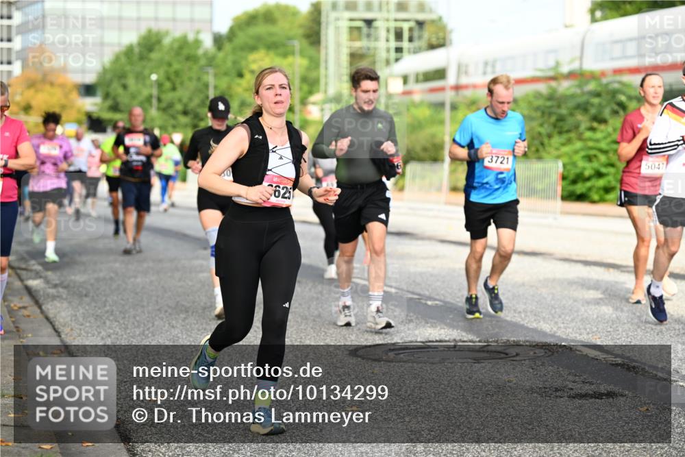 06.09.2026 - CURREX Alsterlauf Dr. Thomas Lammeyer http://msf.ph/oto/10134299 06.09.2026 09:59:35 Laufen 621, 3721, 5047 meine-sportfotos.de