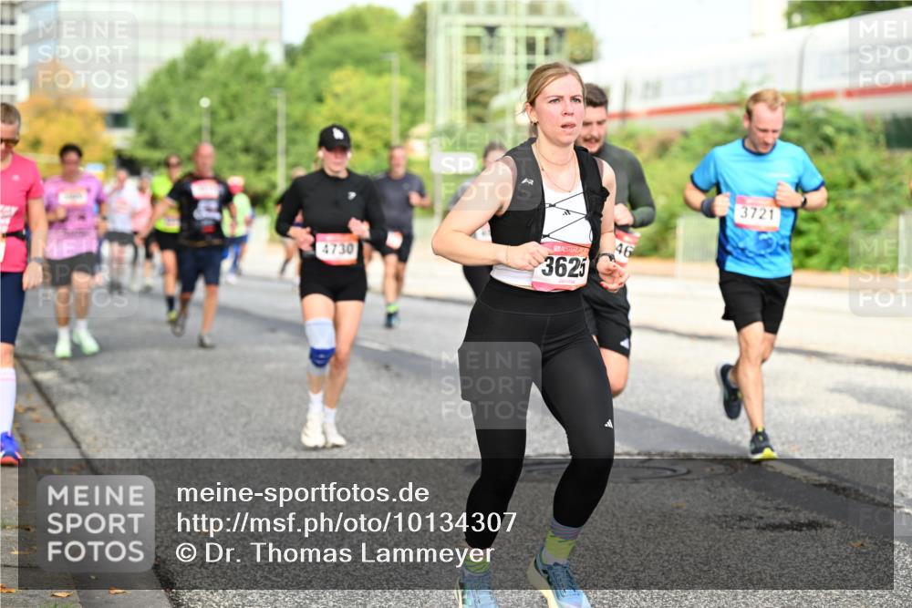 06.09.2026 - CURREX Alsterlauf Dr. Thomas Lammeyer http://msf.ph/oto/10134307 06.09.2026 09:59:36 Laufen 4730, 3625, 46, 28, 3721 meine-sportfotos.de