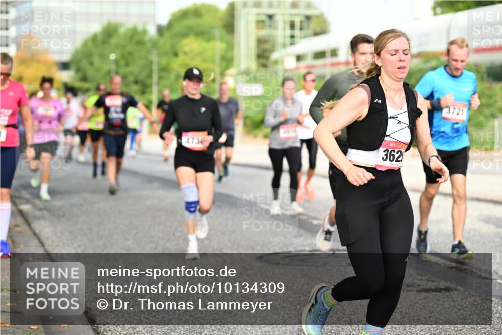 06.09.2026 - CURREX Alsterlauf Dr. Thomas Lammeyer http://msf.ph/oto/10134309 06.09.2026 09:59:36 Laufen 473, 3721, 362 meine-sportfotos.de
