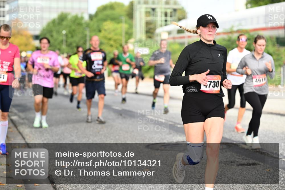 06.09.2026 - CURREX Alsterlauf Dr. Thomas Lammeyer http://msf.ph/oto/10134321 06.09.2026 09:59:37 Laufen 20110, 7, 11, 730, 4919 meine-sportfotos.de
