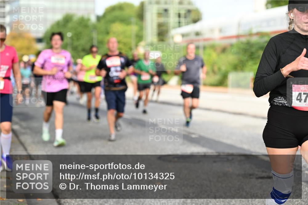 06.09.2026 - CURREX Alsterlauf Dr. Thomas Lammeyer http://msf.ph/oto/10134325 06.09.2026 09:59:38 Laufen 47 meine-sportfotos.de