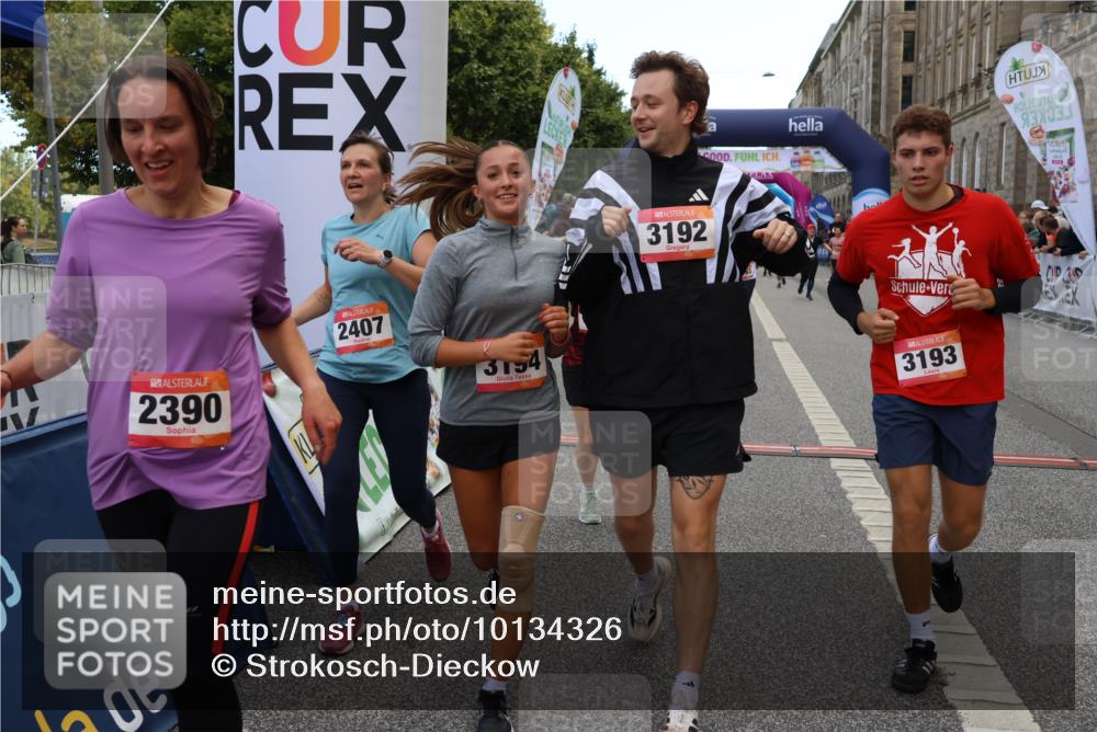 06.09.2026 - CURREX Alsterlauf Strokosch-Dieckow http://msf.ph/oto/10134326 06.09.2026 10:08:11 Ziel 2363, 2390, 2407, 2785, 3192, 3193, 3194, 3298, 3933, 4292, 4590, 4727, 4841, 5049, 5256, 5507, 6361, 6395 meine-sportfotos.de