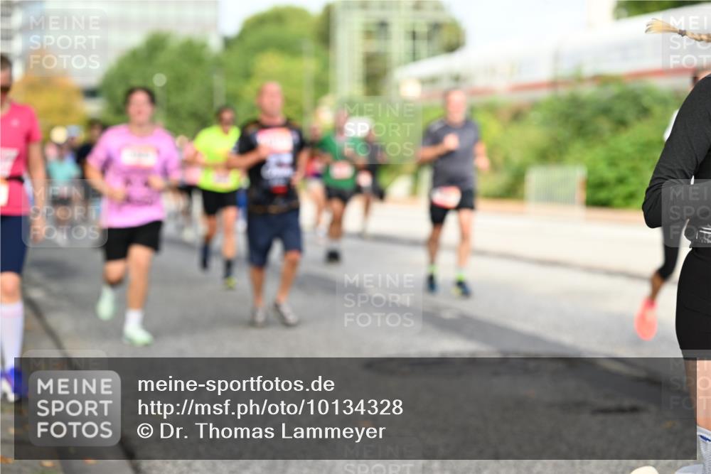 06.09.2026 - CURREX Alsterlauf Dr. Thomas Lammeyer http://msf.ph/oto/10134328 06.09.2026 09:59:38 Laufen  meine-sportfotos.de