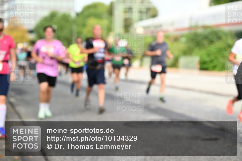 06.09.2026 - CURREX Alsterlauf Dr. Thomas Lammeyer http://msf.ph/oto/10134329 06.09.2026 09:59:38 Laufen  meine-sportfotos.de