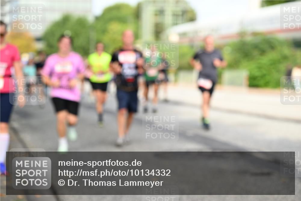 06.09.2026 - CURREX Alsterlauf Dr. Thomas Lammeyer http://msf.ph/oto/10134332 06.09.2026 09:59:39 Laufen  meine-sportfotos.de
