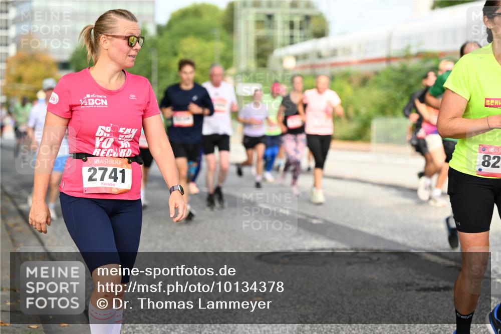 06.09.2026 - CURREX Alsterlauf Dr. Thomas Lammeyer http://msf.ph/oto/10134378 06.09.2026 09:59:42 Laufen 1, 2, 2741, 82 meine-sportfotos.de