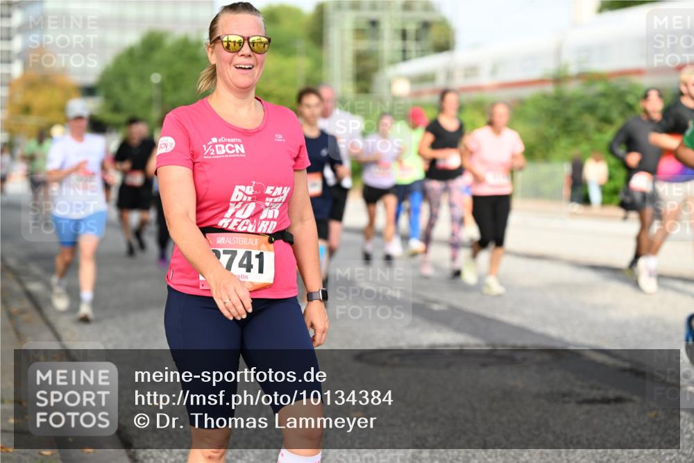 06.09.2026 - CURREX Alsterlauf Dr. Thomas Lammeyer http://msf.ph/oto/10134384 06.09.2026 09:59:43 Laufen 12, 741 meine-sportfotos.de