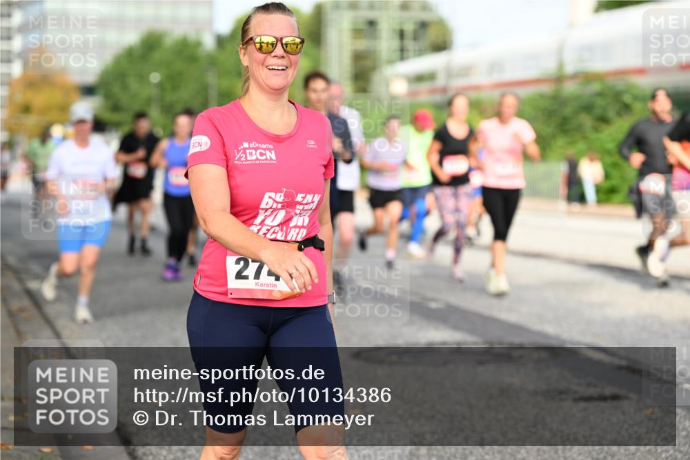 06.09.2026 - CURREX Alsterlauf Dr. Thomas Lammeyer http://msf.ph/oto/10134386 06.09.2026 09:59:43 Laufen 2, 27 meine-sportfotos.de