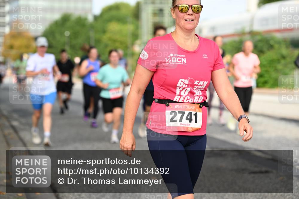 06.09.2026 - CURREX Alsterlauf Dr. Thomas Lammeyer http://msf.ph/oto/10134392 06.09.2026 09:59:44 Laufen 1, 2, 2741 meine-sportfotos.de