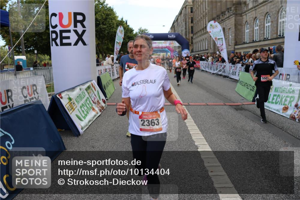 06.09.2026 - CURREX Alsterlauf Strokosch-Dieckow http://msf.ph/oto/10134404 06.09.2026 10:08:15 Ziel 2363, 2390, 2407, 2785, 3192, 3193, 3194, 3200, 3298, 3309, 3352, 3933, 4169, 4292, 4590, 4727, 5507, 8258, 8260 meine-sportfotos.de