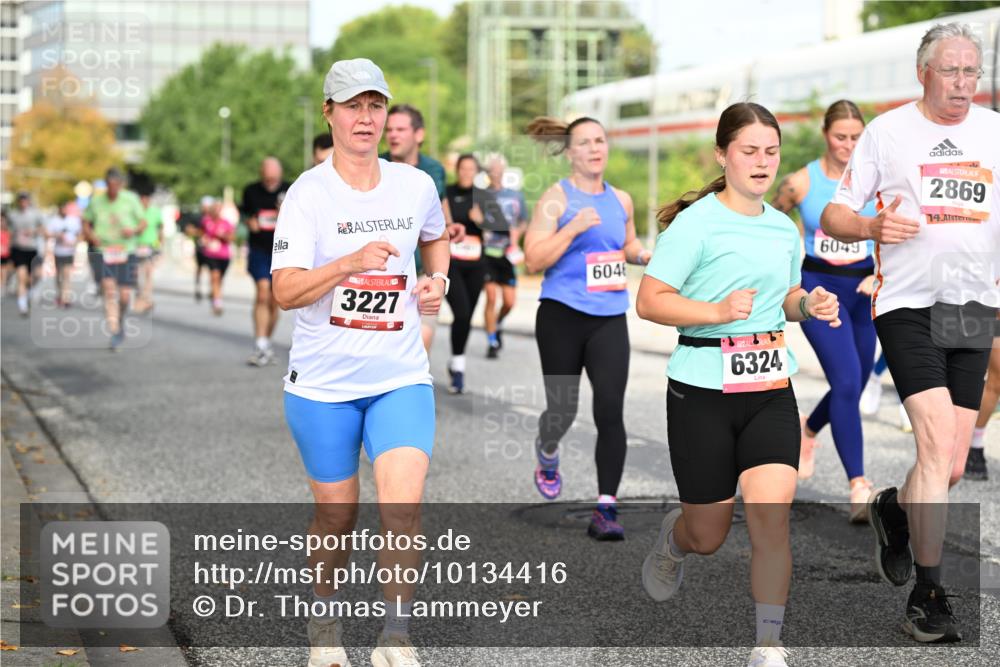 06.09.2026 - CURREX Alsterlauf Dr. Thomas Lammeyer http://msf.ph/oto/10134416 06.09.2026 09:59:46 Laufen 3227, 6046, 6324, 6049, 2869, 14 meine-sportfotos.de