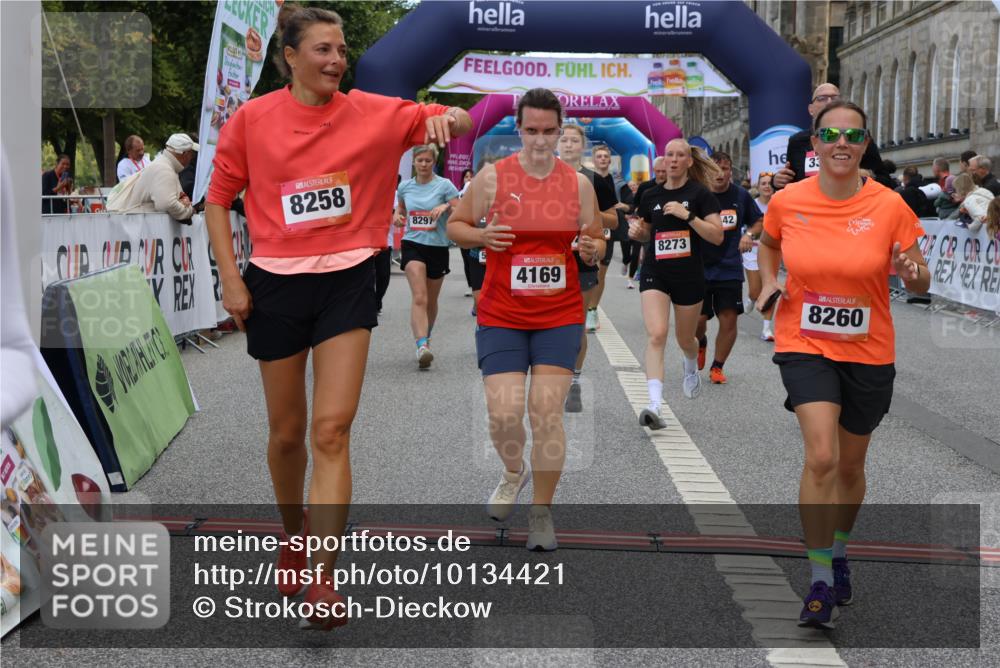 06.09.2026 - CURREX Alsterlauf Strokosch-Dieckow http://msf.ph/oto/10134421 06.09.2026 10:08:19 Ziel 2155, 2363, 2440, 2785, 3200, 3309, 3352, 3933, 4146, 4169, 4247, 4590, 5342, 5502, 5507, 6473, 8045, 8258, 8260, 8297 meine-sportfotos.de