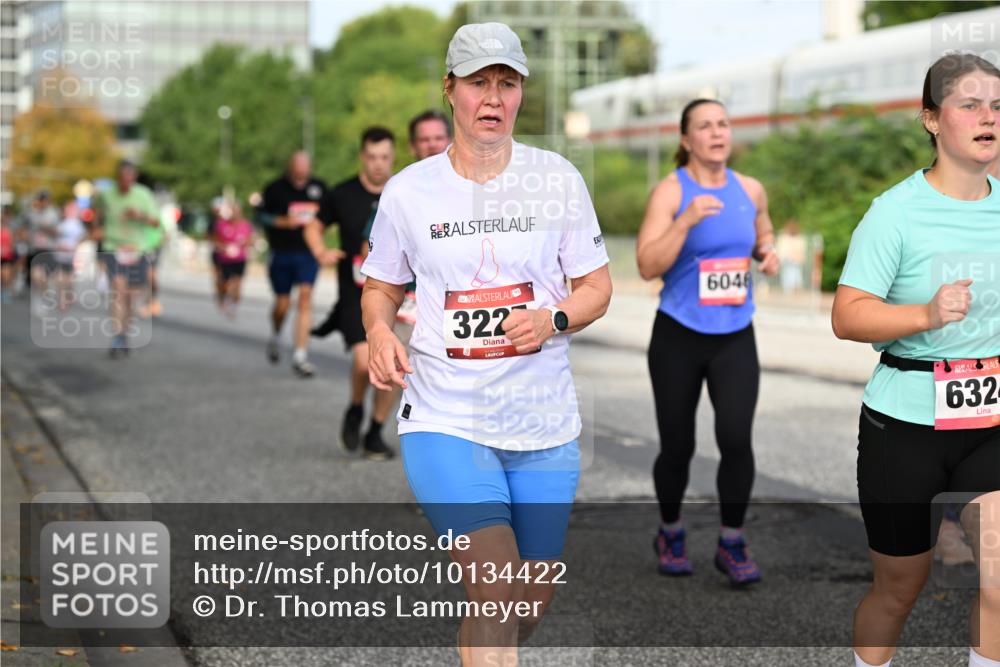 06.09.2026 - CURREX Alsterlauf Dr. Thomas Lammeyer http://msf.ph/oto/10134422 06.09.2026 09:59:46 Laufen 322, 6046, 632 meine-sportfotos.de