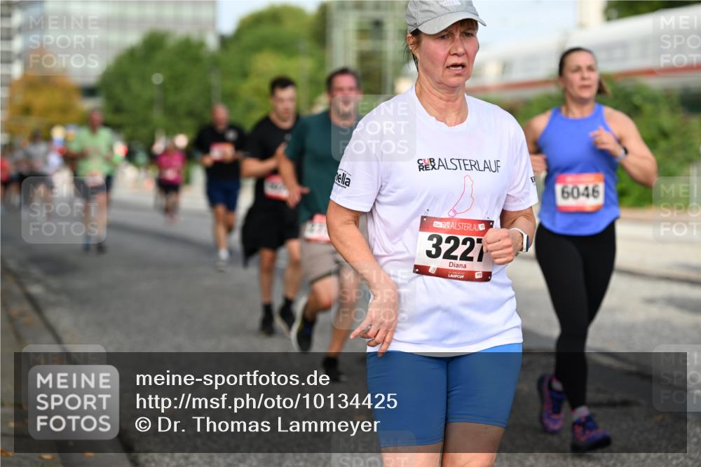 06.09.2026 - CURREX Alsterlauf Dr. Thomas Lammeyer http://msf.ph/oto/10134425 06.09.2026 09:59:47 Laufen 3227, 6046 meine-sportfotos.de