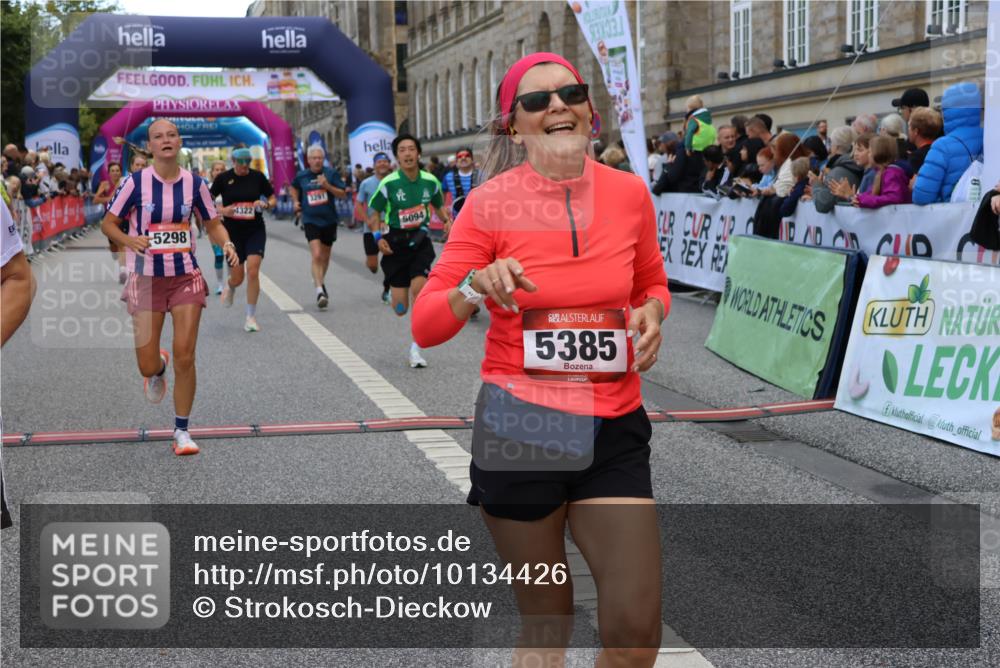 06.09.2026 - CURREX Alsterlauf Strokosch-Dieckow http://msf.ph/oto/10134426 06.09.2026 09:55:00 Ziel 2184, 2261, 2314, 2395, 2397, 2494, 2502, 2826, 2962, 3251, 3291, 3341, 3363, 4322, 4335, 4458, 4839, 5094, 5298, 5385, 6191 meine-sportfotos.de