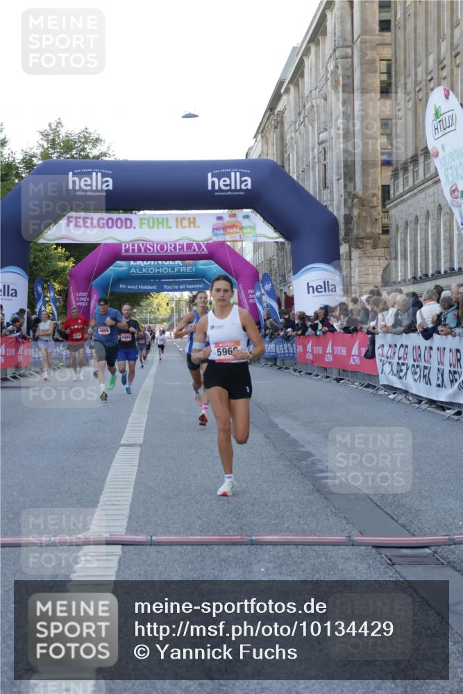 06.09.2026 - CURREX Alsterlauf Yannick Fuchs http://msf.ph/oto/10134429 06.09.2026 09:42:13 Ziel 3238, 3714, 4068, 4241, 4858, 5112, 5960, 6127, 6151, 6280, 6419, 6463 meine-sportfotos.de