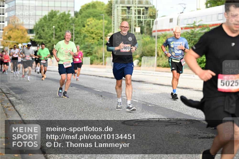 06.09.2026 - CURREX Alsterlauf Dr. Thomas Lammeyer http://msf.ph/oto/10134451 06.09.2026 09:59:49 Laufen 903, 5087, 234, 5025 meine-sportfotos.de