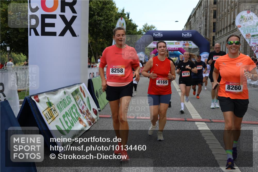 06.09.2026 - CURREX Alsterlauf Strokosch-Dieckow http://msf.ph/oto/10134460 06.09.2026 10:08:20 Ziel 2155, 2363, 2440, 2504, 2785, 3200, 3309, 3352, 3933, 4146, 4169, 4247, 4399, 4447, 4590, 5342, 5502, 5507, 5582, 6473, 8045, 8258, 8260, 8297 meine-sportfotos.de
