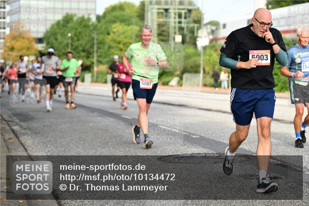 06.09.2026 - CURREX Alsterlauf Dr. Thomas Lammeyer http://msf.ph/oto/10134472 06.09.2026 09:59:51 Laufen 5087, 5903 meine-sportfotos.de