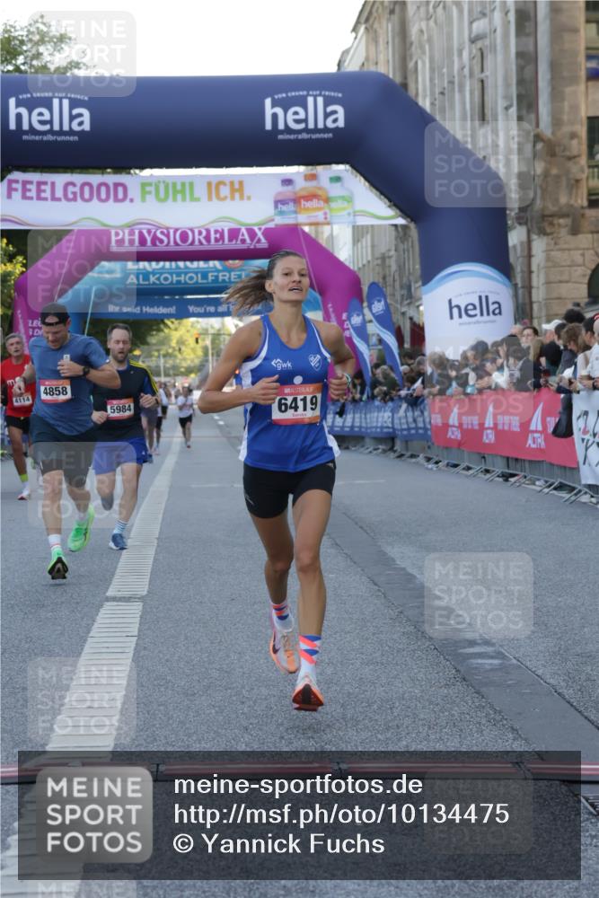 06.09.2026 - CURREX Alsterlauf Yannick Fuchs http://msf.ph/oto/10134475 06.09.2026 09:42:15 Ziel 3238, 4241, 4858, 5554, 5960, 5984, 6127, 6151, 6280, 6419, 6463 meine-sportfotos.de